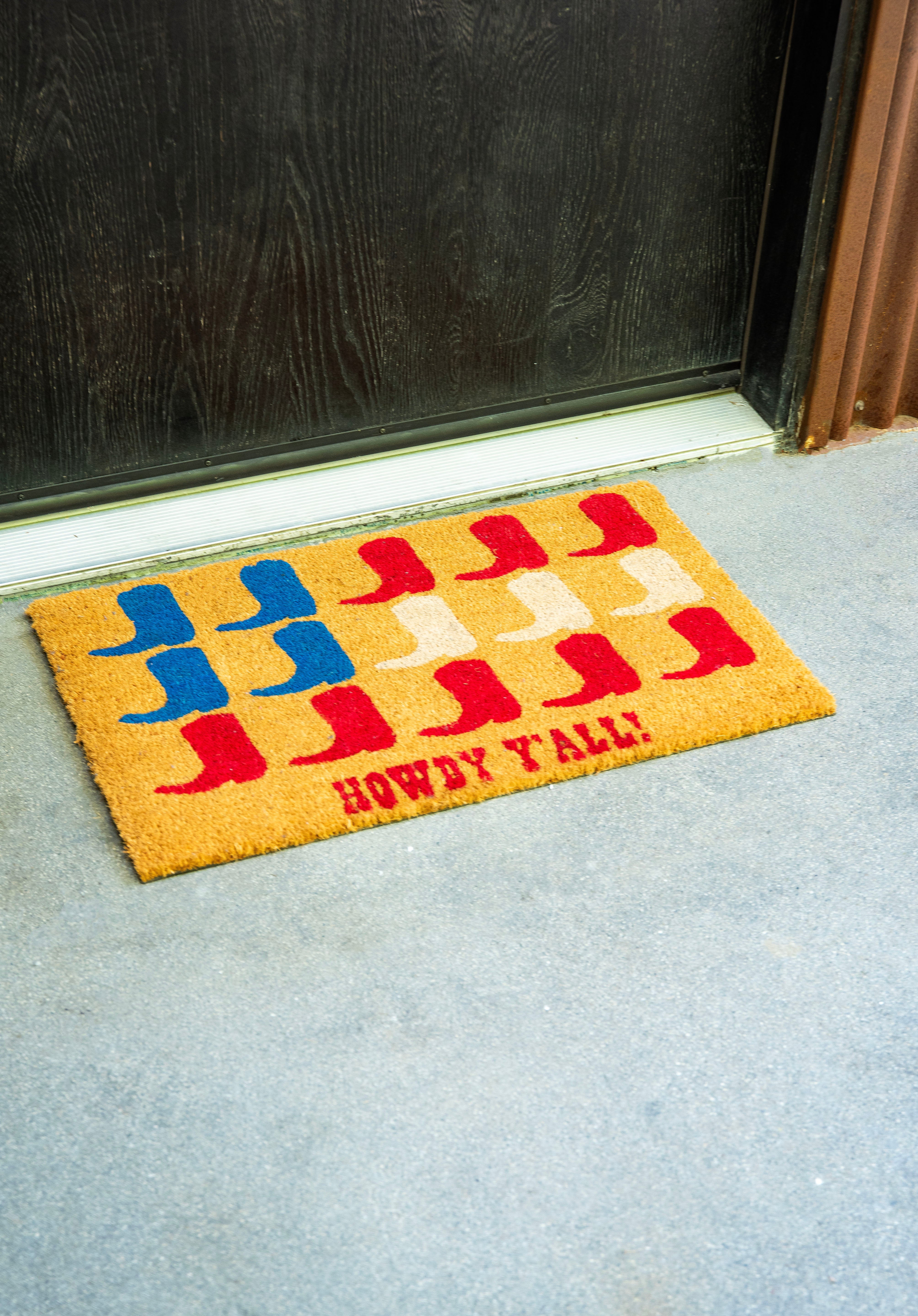 Toxic Home Howdy Y'all Doormat